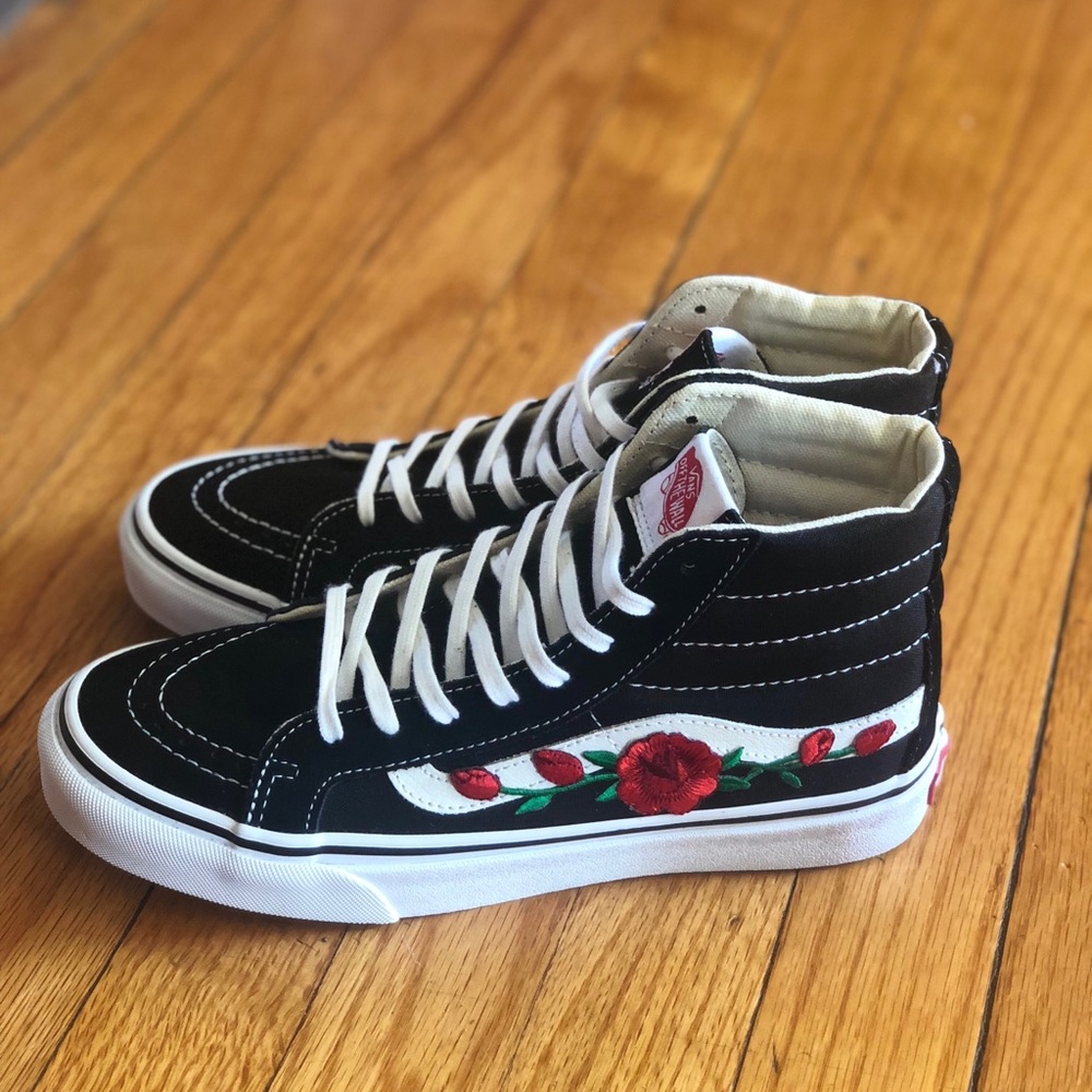 Custom rose vans - Picture 2 of 6